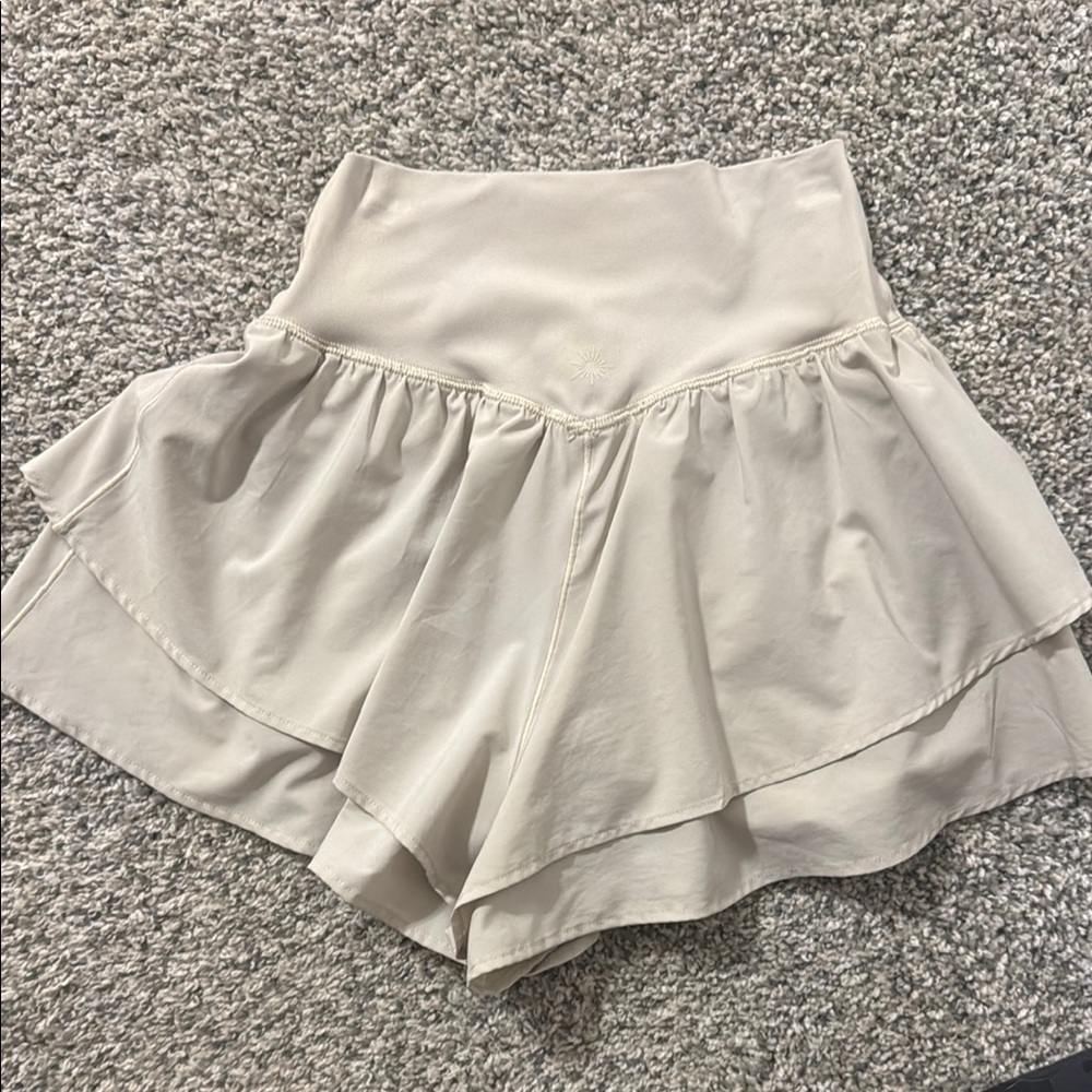 Stylish Cream Ruffle Skort - Picture 2 of 2
